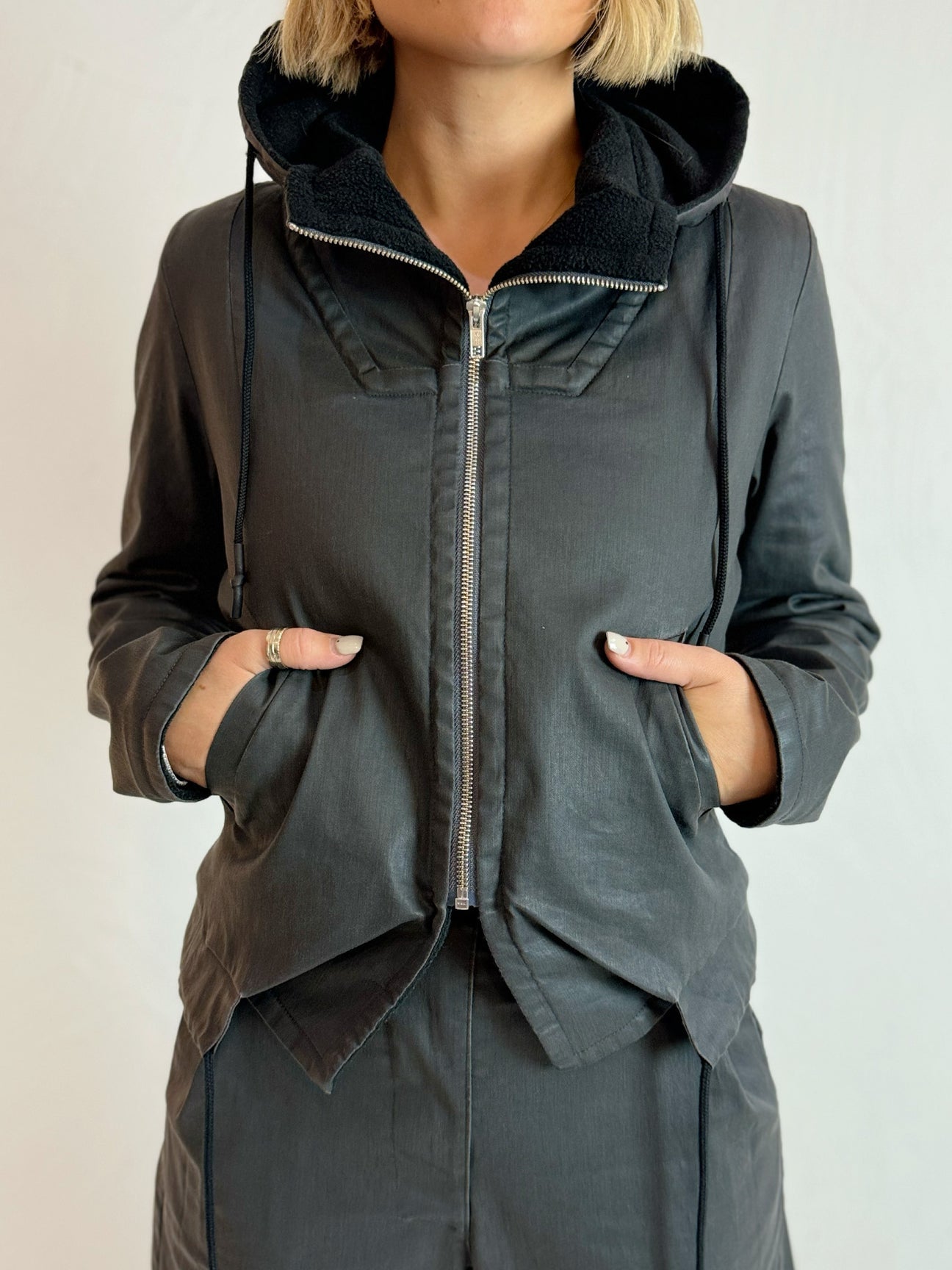 LURDES BERGADA Chaqueta M24 290