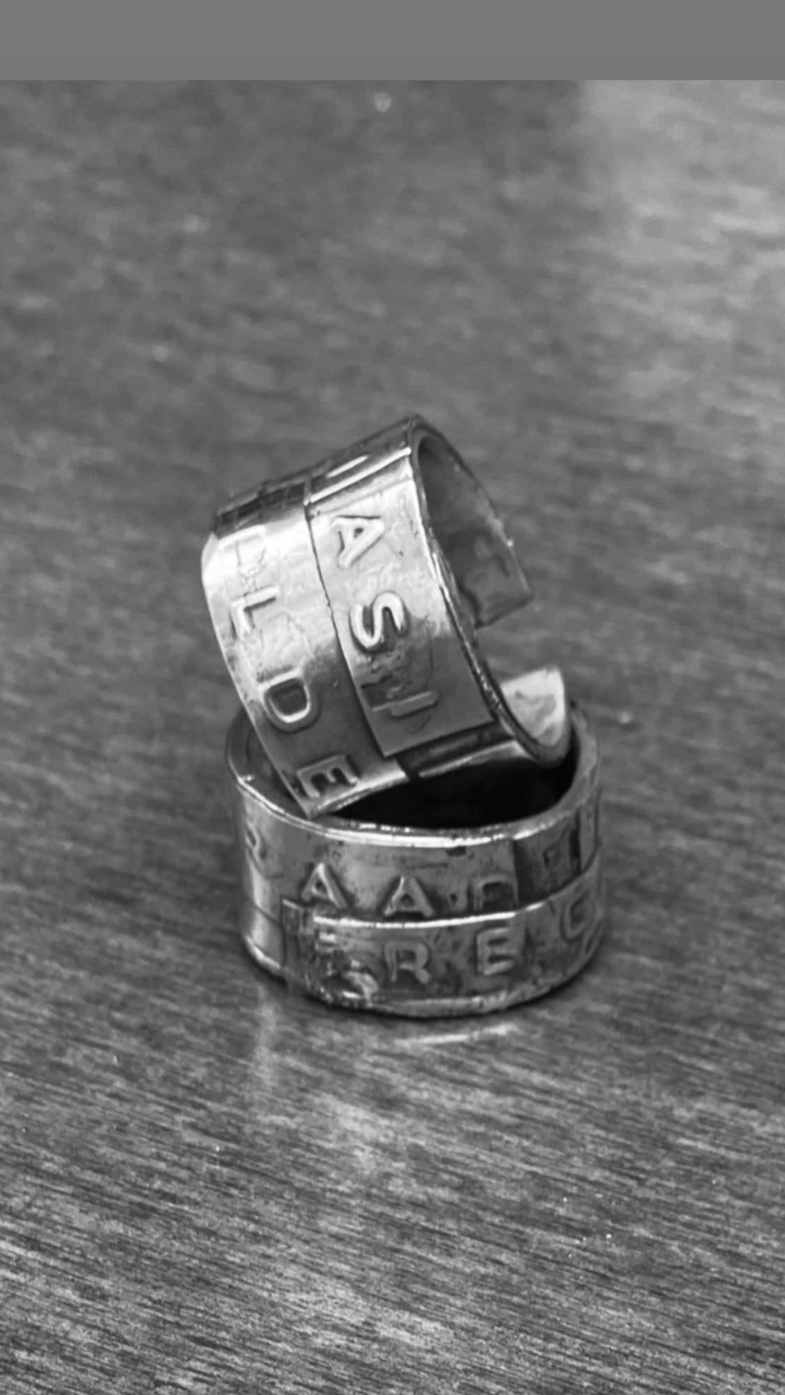 AP/ ANILLO POESÍA