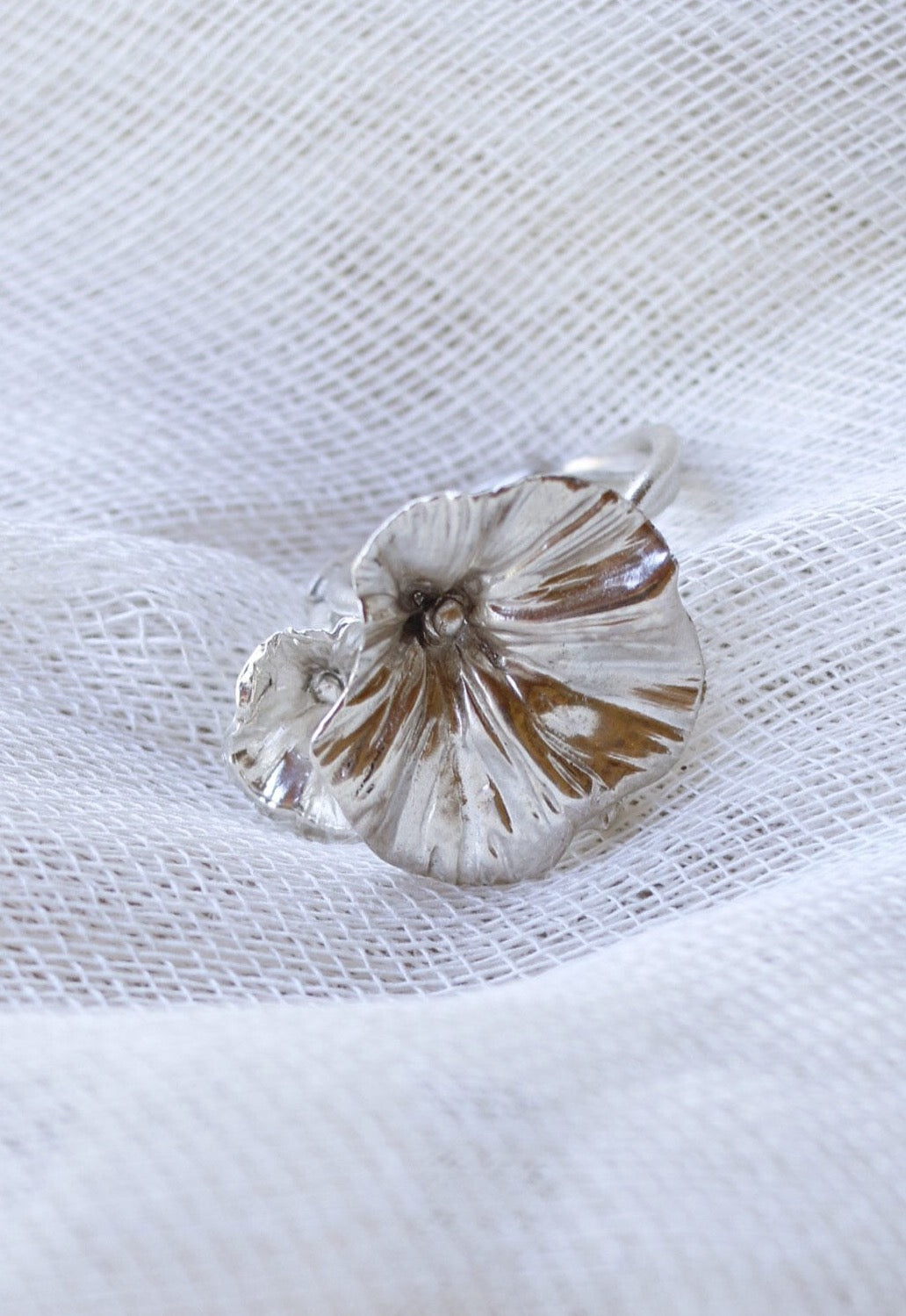 AP/ ANILLO FLORES