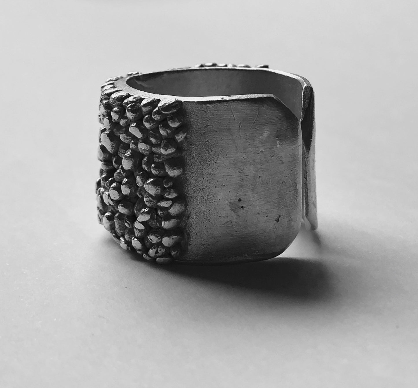 AP/ ANILLO CALMA GOLD