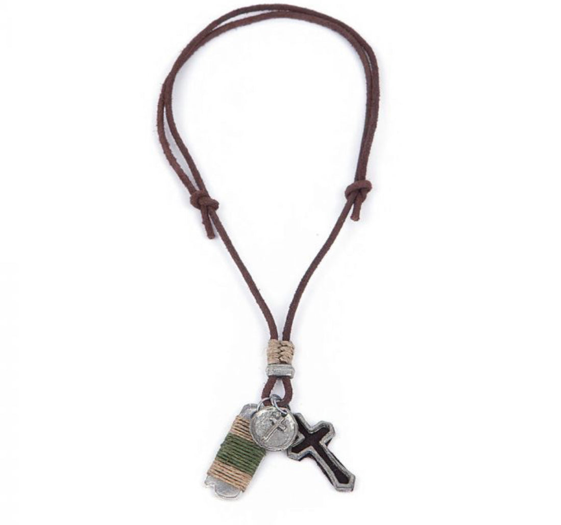 VESTOPAZZO Collar cuero LMCCL5361