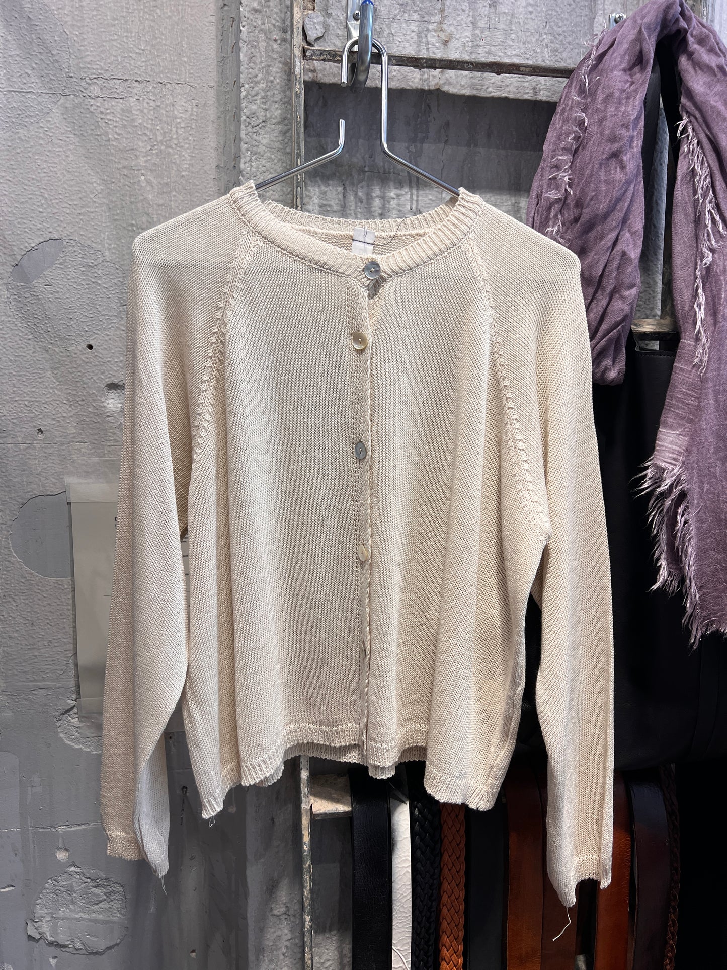 AMELIA SWEATER DE HILO ABOTONADO