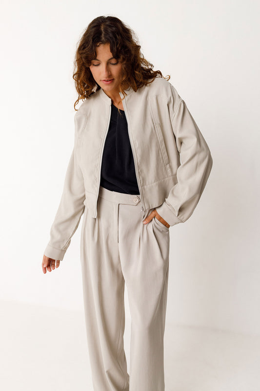 SKFK CHAQUETA CORTA ELENE SJC00473