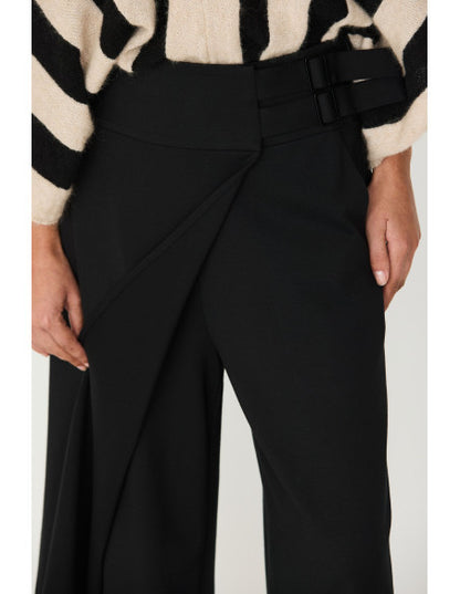 SKFK PANTALÓN ARAIKA WTR00638 02N