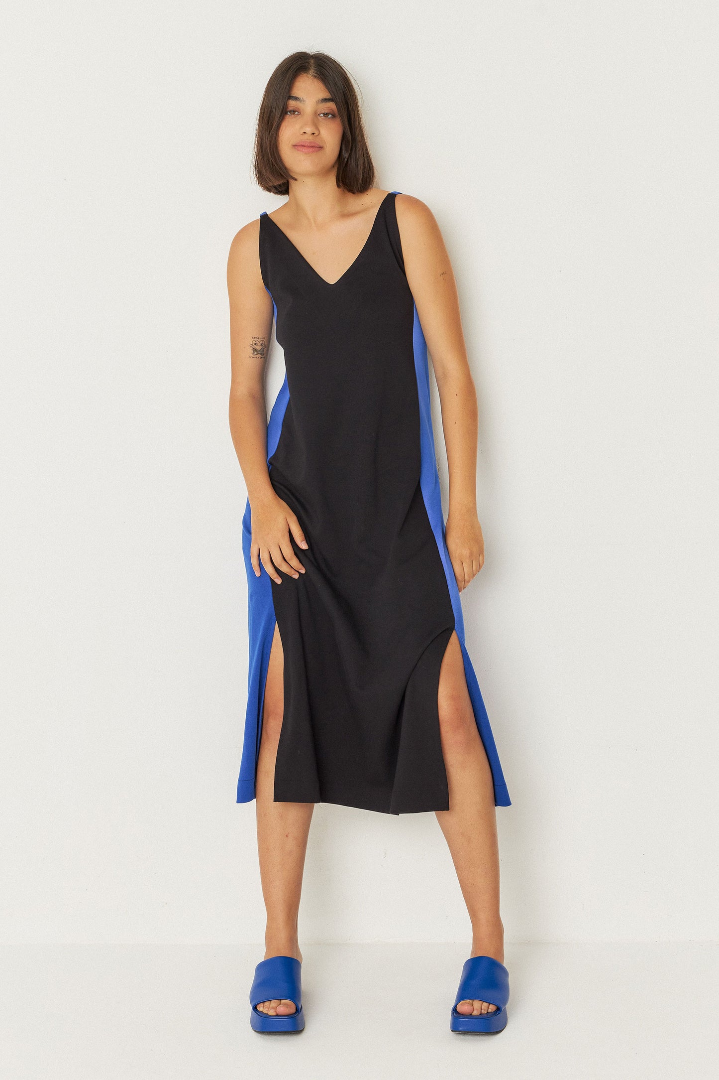 SKFK VESTIDO UDA-GOTS SDR01465
